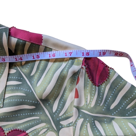 Women's Hawaiian shirt 100% silk, with beads around the big flowers size XL - Picture 5 of 7